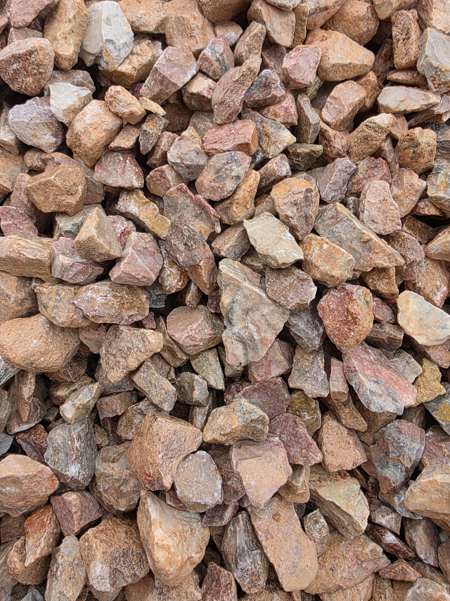 20mm Devon Pink Chippings